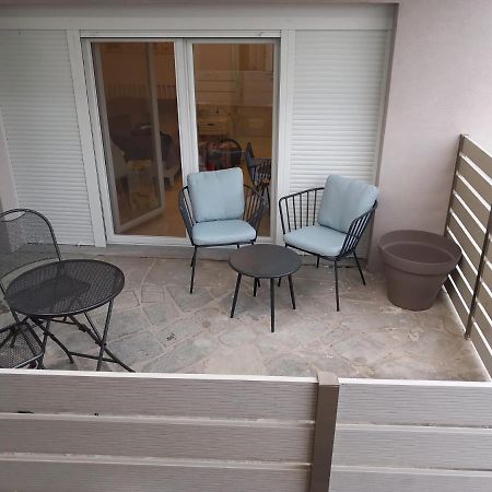 Elenis House Apartman Néa Péramos Kültér fotó