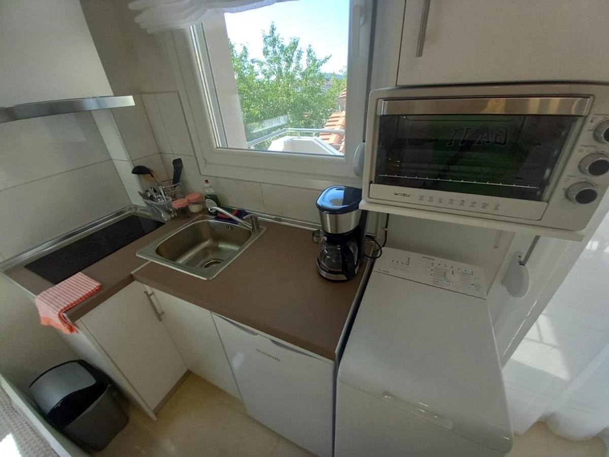 Elenis House Apartman Néa Péramos Kültér fotó