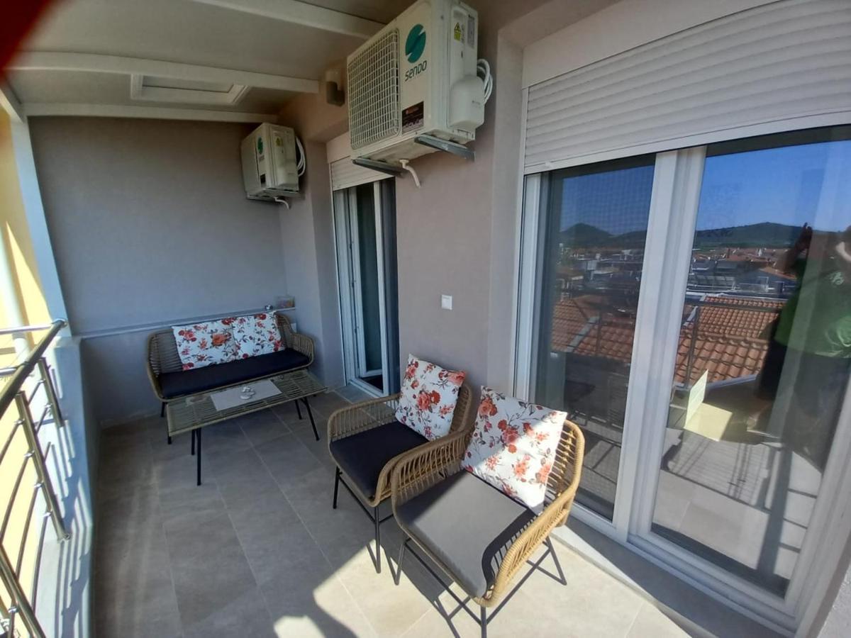 Elenis House Apartman Néa Péramos Kültér fotó