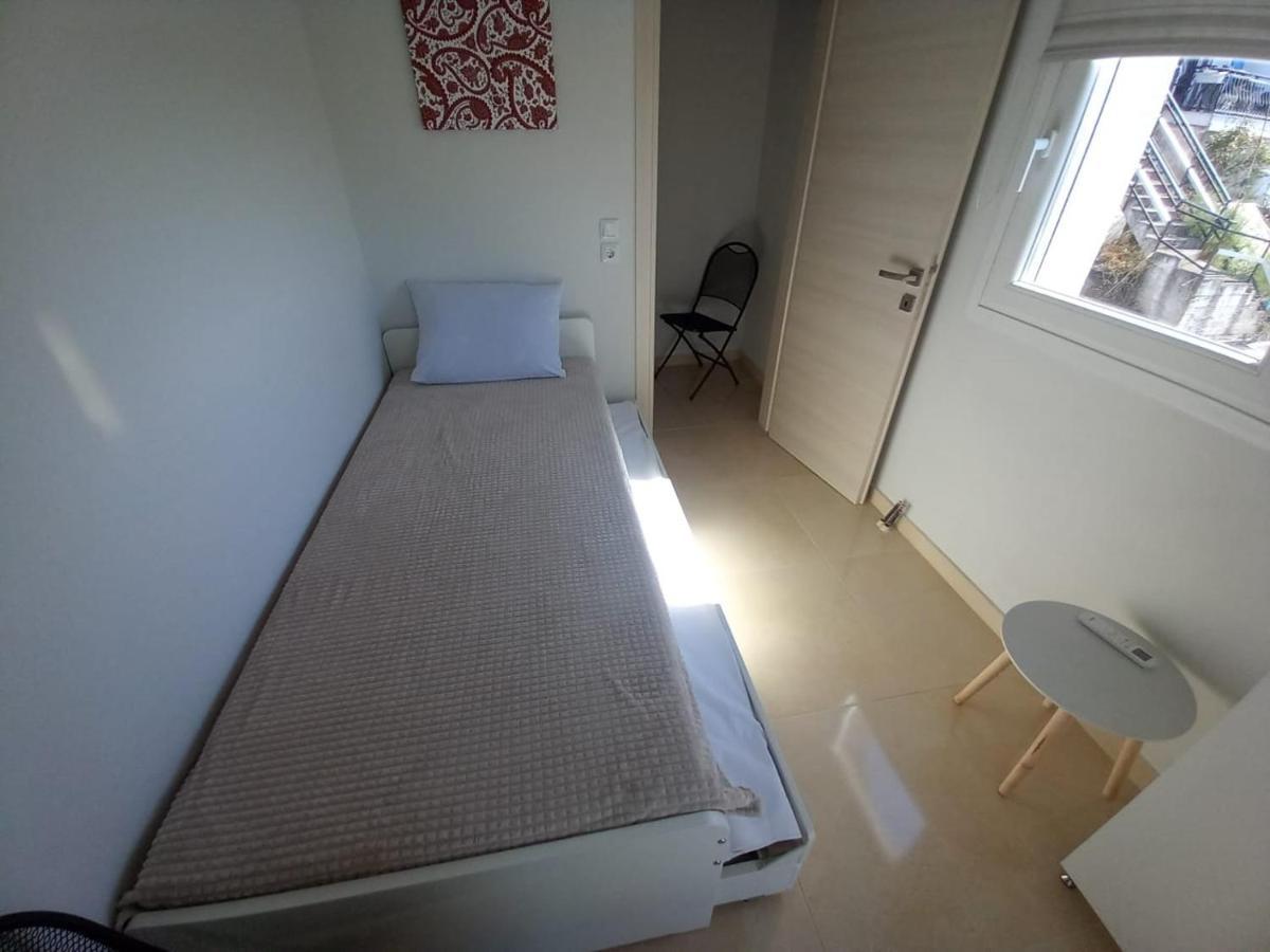 Elenis House Apartman Néa Péramos Kültér fotó